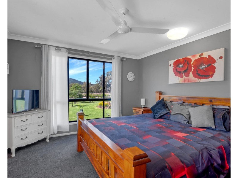 40 Ipomea Street, Emu Vale QLD 4371