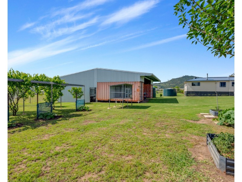 40 Ipomea Street, Emu Vale QLD 4371