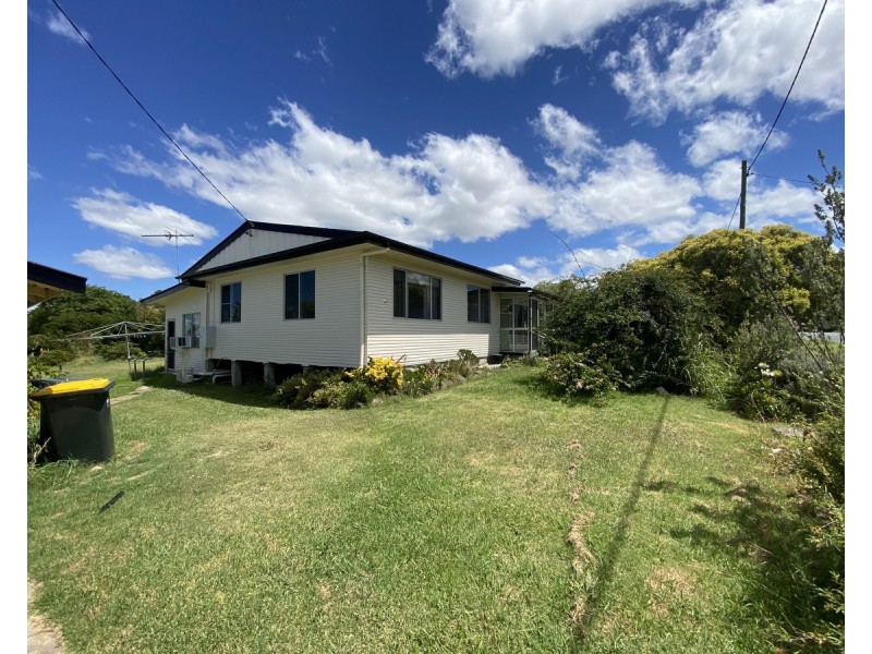 11 Banksia Street, Killarney QLD 4373