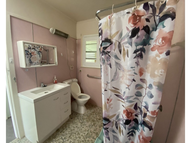 11 Banksia Street, Killarney QLD 4373