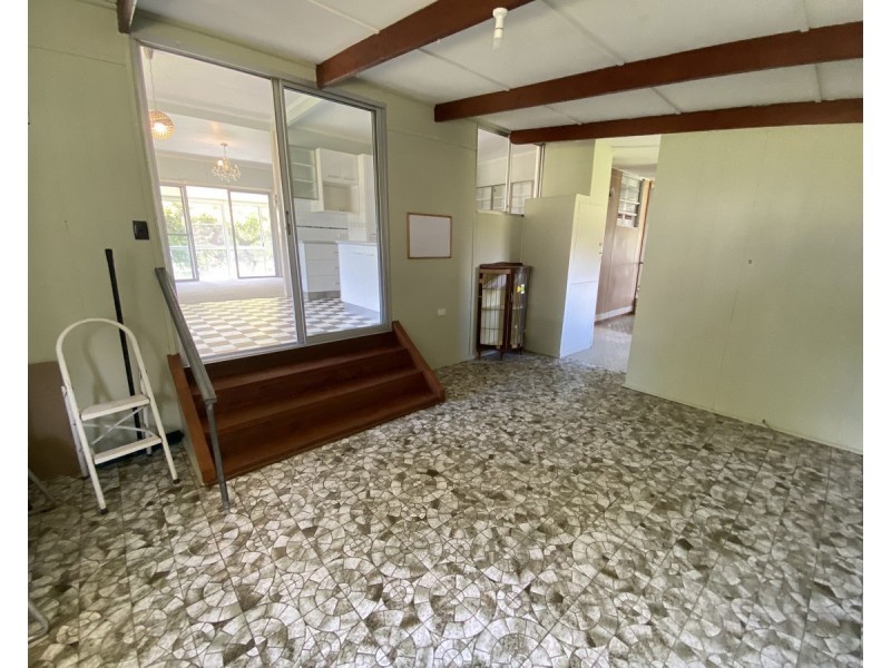 11 Banksia Street, Killarney QLD 4373