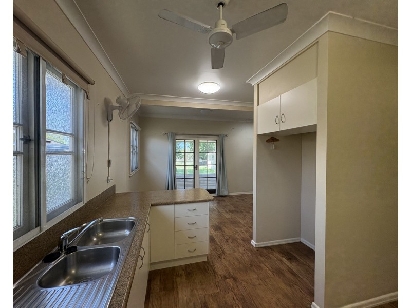 30 Marshall Street, Warwick QLD 4370