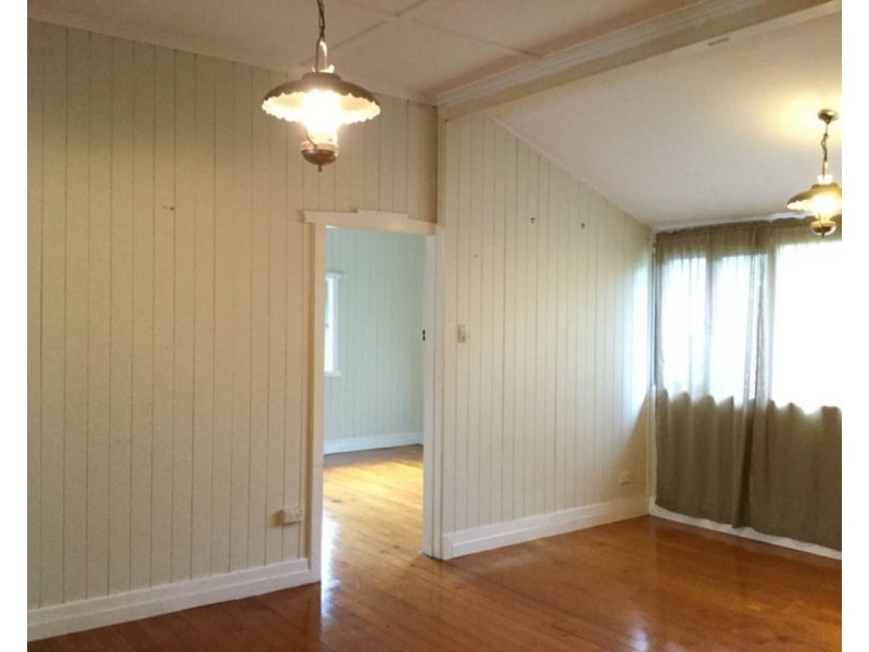 2 Guy Street, Warwick QLD 4370