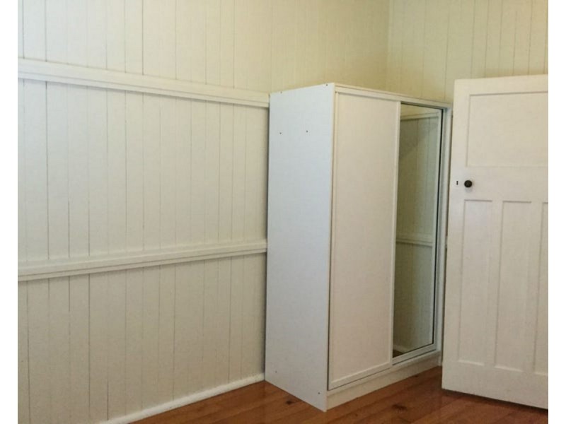 2 Guy Street, Warwick QLD 4370