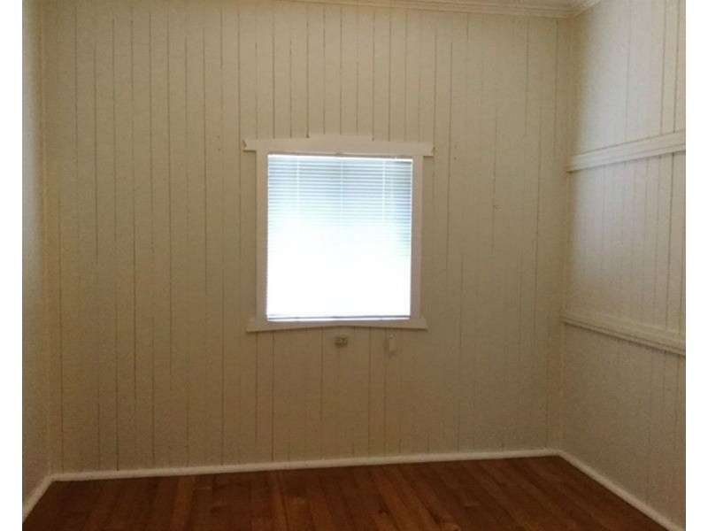 2 Guy Street, Warwick QLD 4370