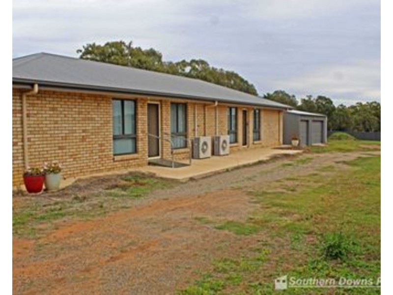163 Wallace Street, Warwick QLD 4370
