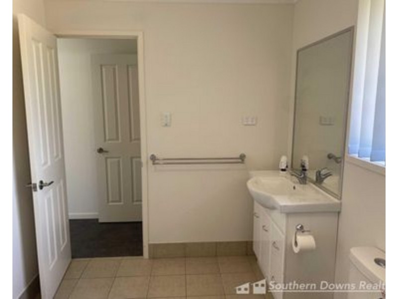 163 Wallace Street, Warwick QLD 4370