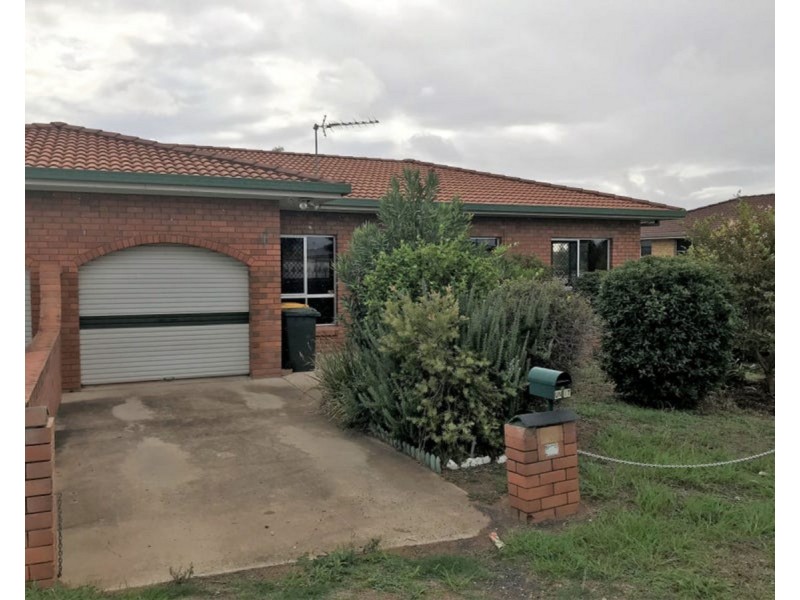 1/2 Hawthorne Street, Warwick QLD 4370
