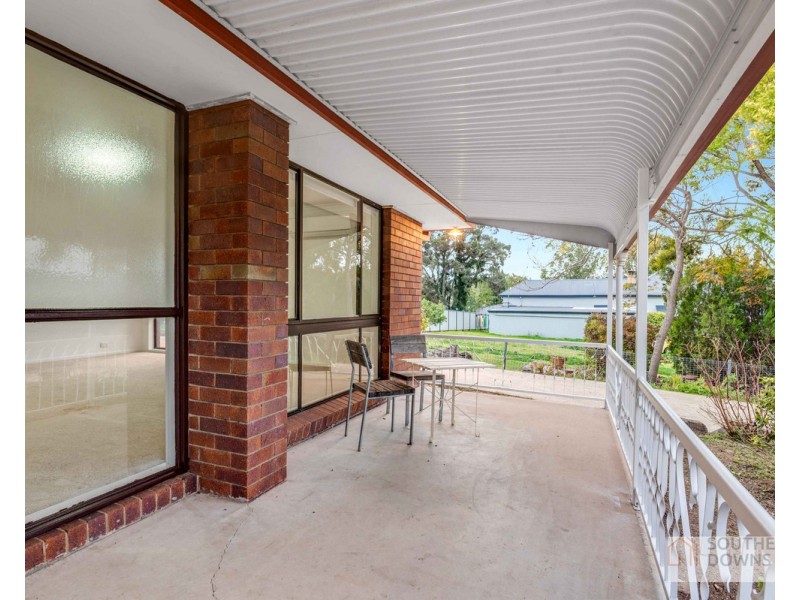 50 Pine Street, Killarney QLD 4373