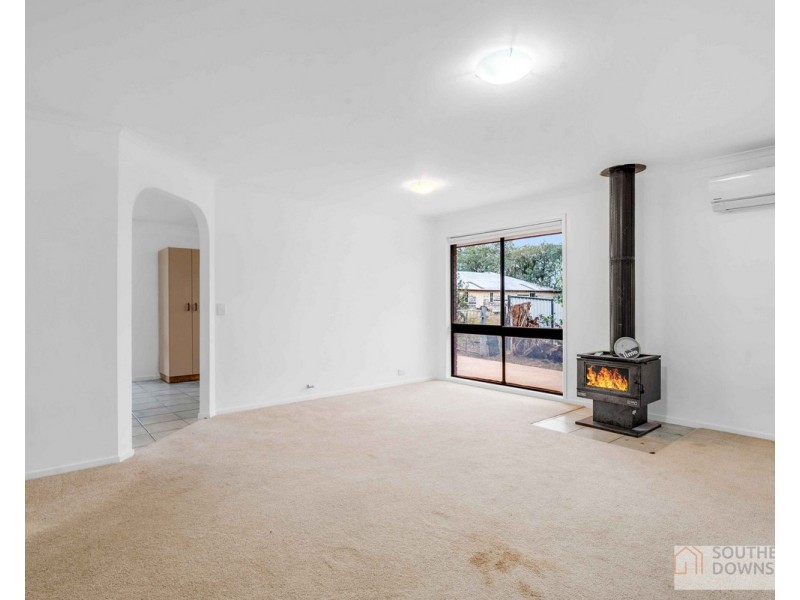 50 Pine Street, Killarney QLD 4373