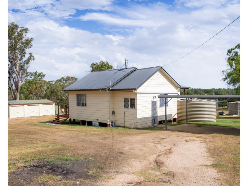 13 Stephens Road, Yangan QLD 4371