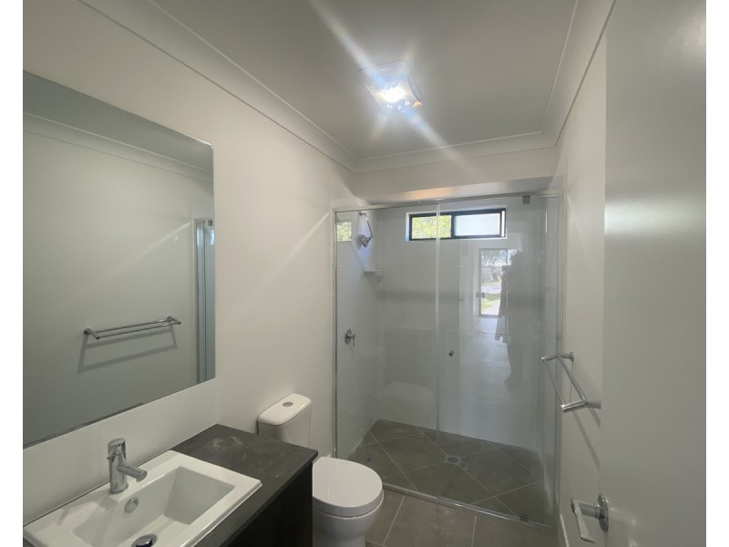 2/11 Meridian Drive, Warwick QLD 4370