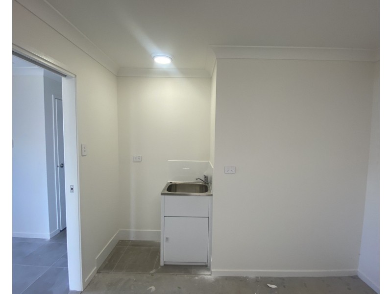 2/11 Meridian Drive, Warwick QLD 4370