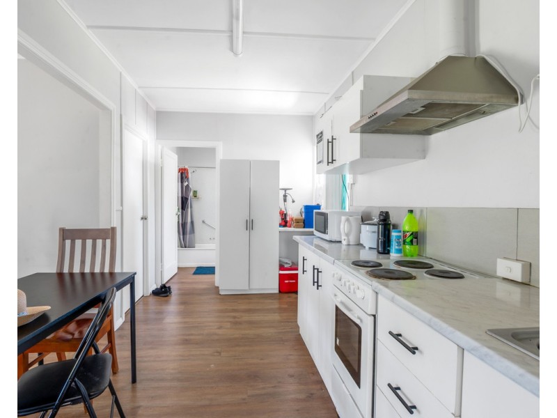 216 and 218 Pratten Street, Warwick QLD 4370