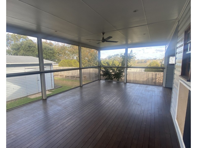 11 Percy Street, Warwick QLD 4370