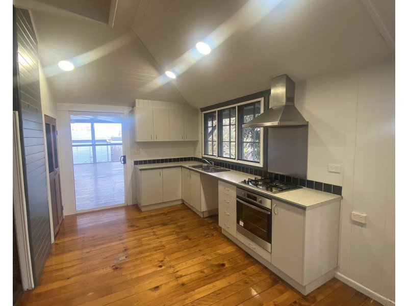 11 Percy Street, Warwick QLD 4370