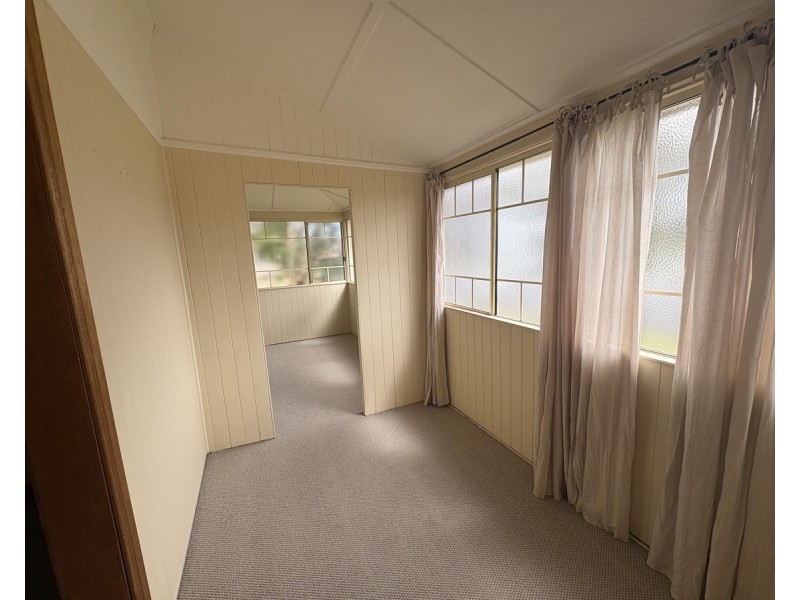 123 Percy Street, Warwick QLD 4370