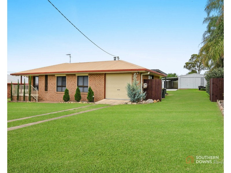 21 Peace Street, Warwick QLD 4370