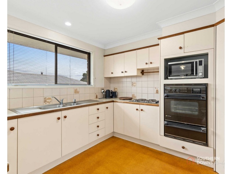 21 Peace Street, Warwick QLD 4370