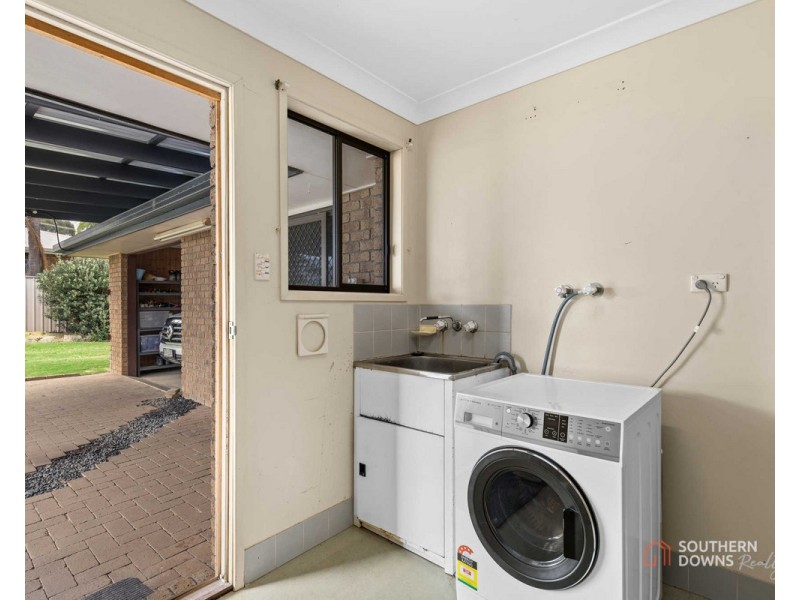 21 Peace Street, Warwick QLD 4370