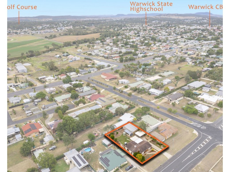 121 Pratten Street, Warwick QLD 4370