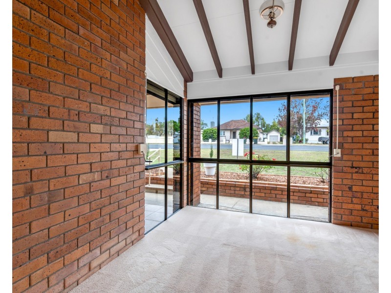 121 Pratten Street, Warwick QLD 4370