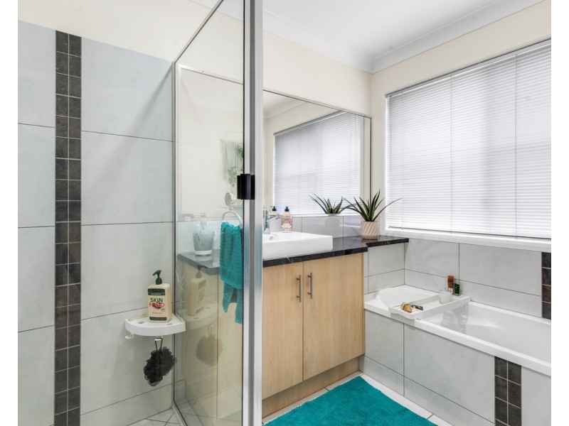 15 Peregrine Court, Warwick QLD 4370