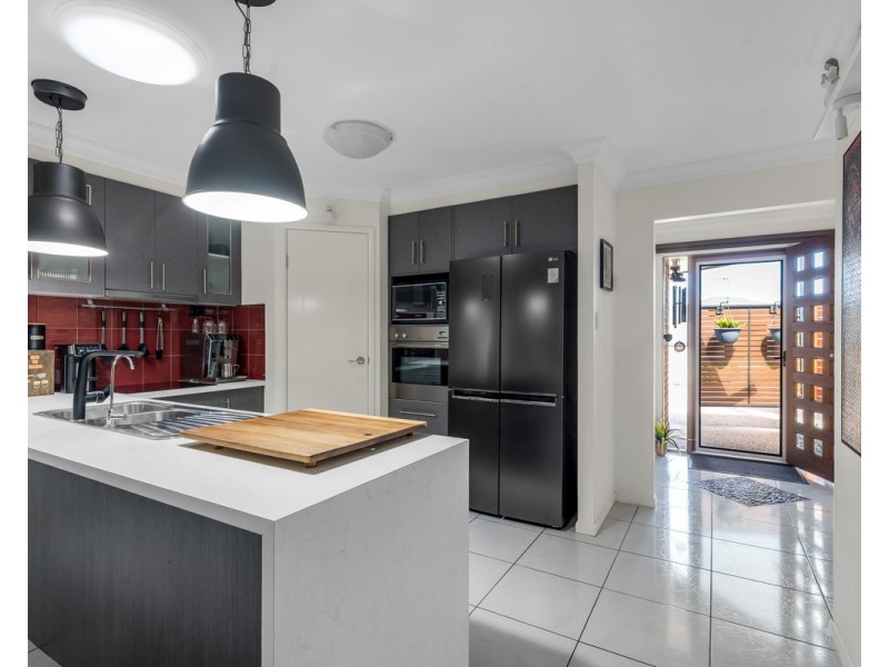 15 Peregrine Court, Warwick QLD 4370