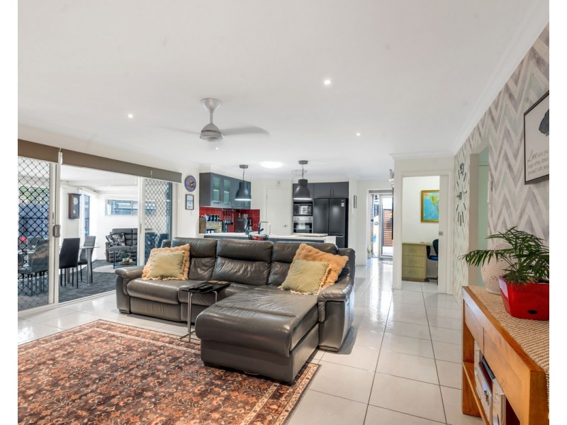 15 Peregrine Court, Warwick QLD 4370