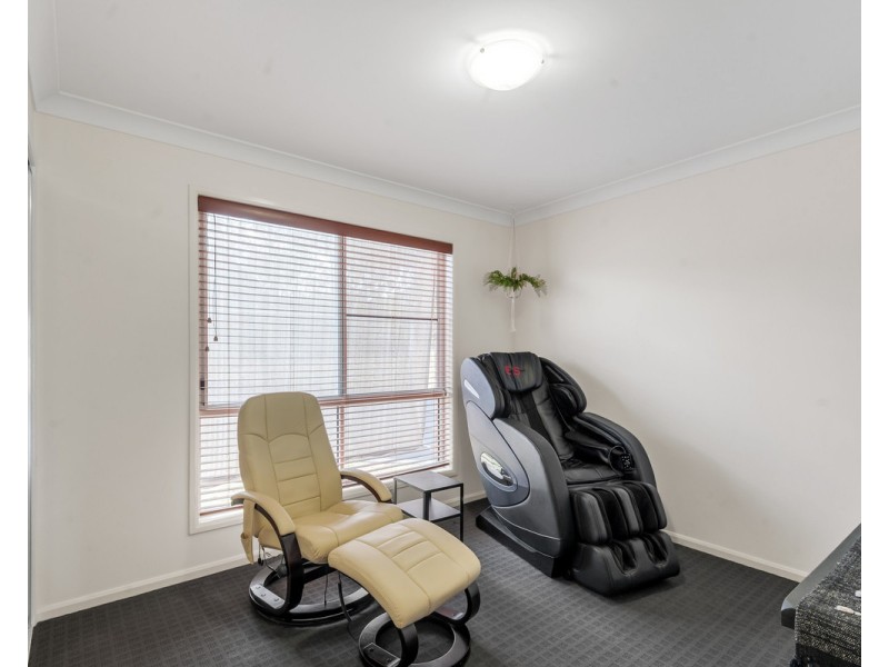 15 Peregrine Court, Warwick QLD 4370