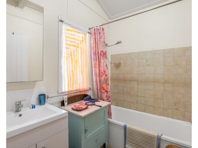 218 Pratten Street, Warwick QLD 4370