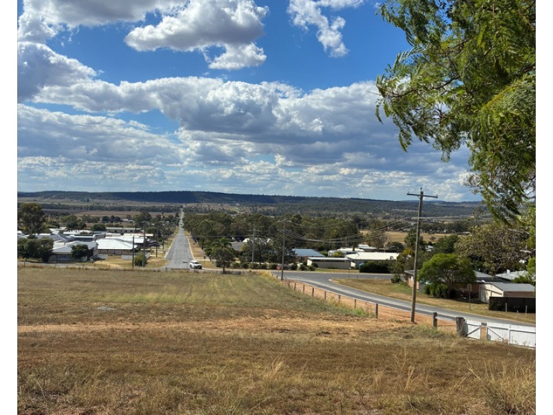 3 Lyndhurst Lane, Rosenthal Heights QLD 4370