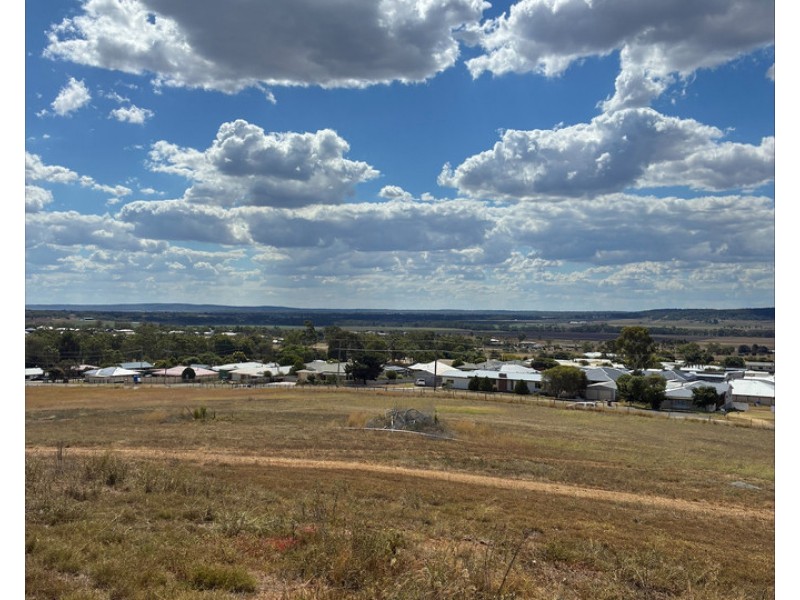 3 Lyndhurst Lane, Rosenthal Heights QLD 4370