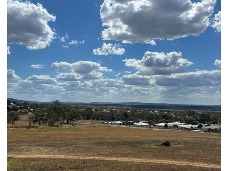 3 Lyndhurst Lane, Rosenthal Heights QLD 4370