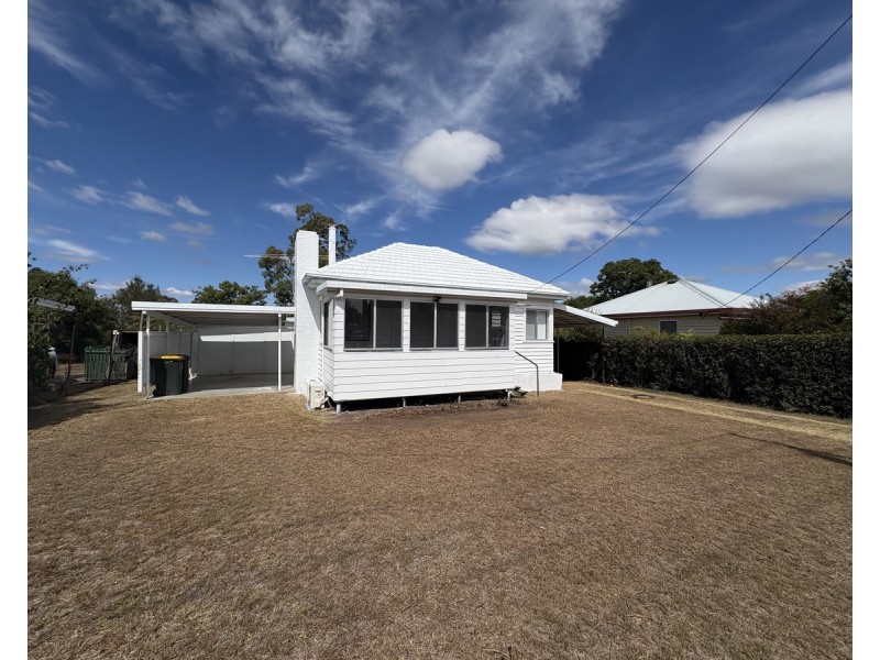 24 Marshall Street, Warwick QLD 4370