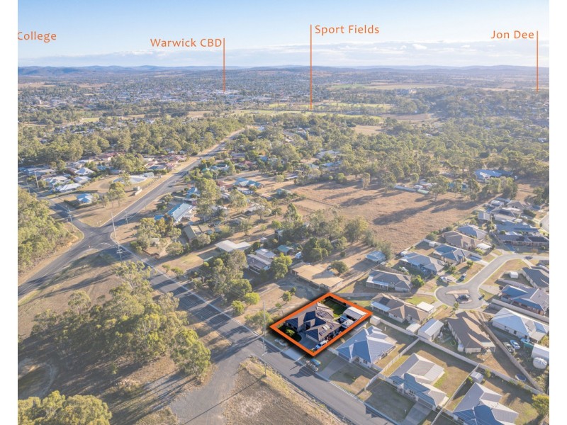 85 East Street, Warwick QLD 4370