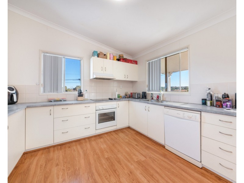 142 Dragon Street, Warwick QLD 4370