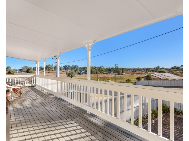 142 Dragon Street, Warwick QLD 4370