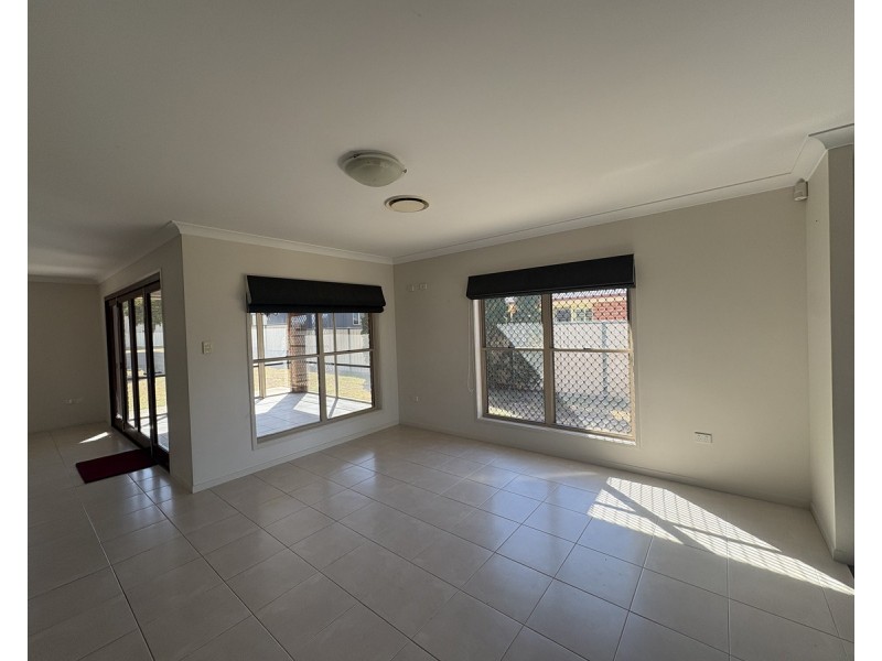 42 Himyar Drive, Warwick QLD 4370