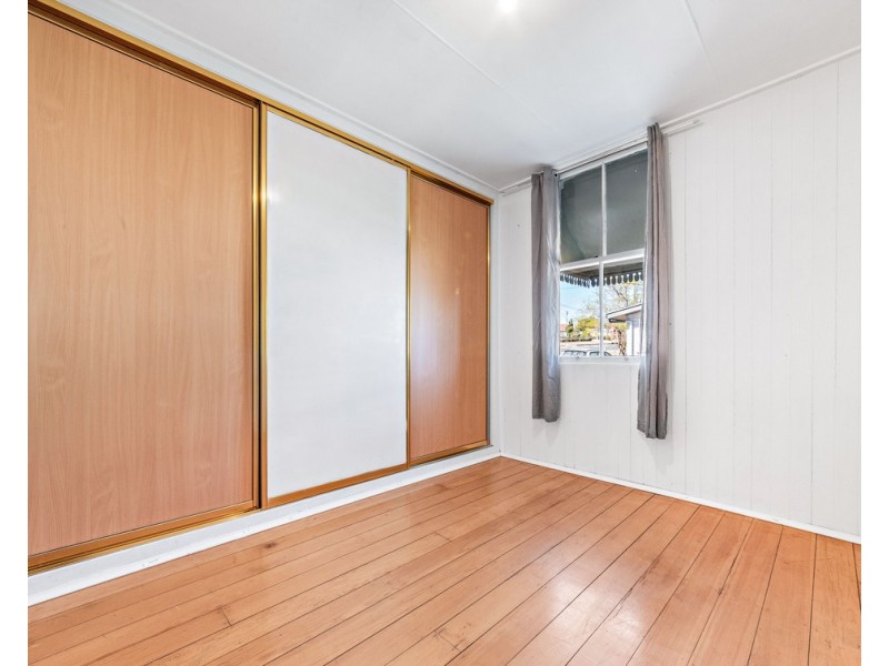 9 Wallace Street, Warwick QLD 4370