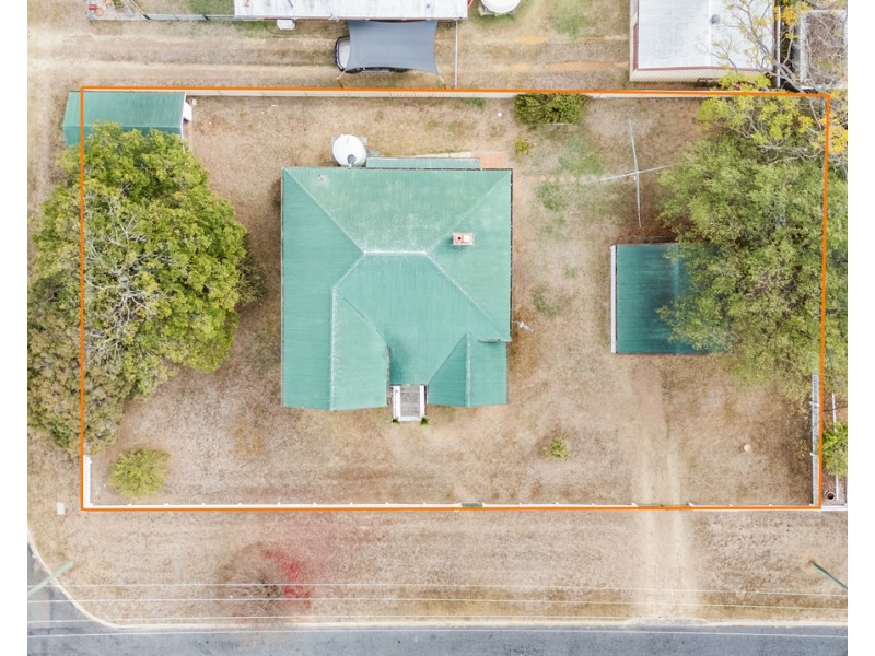 27 Bourke Street, Warwick QLD 4370