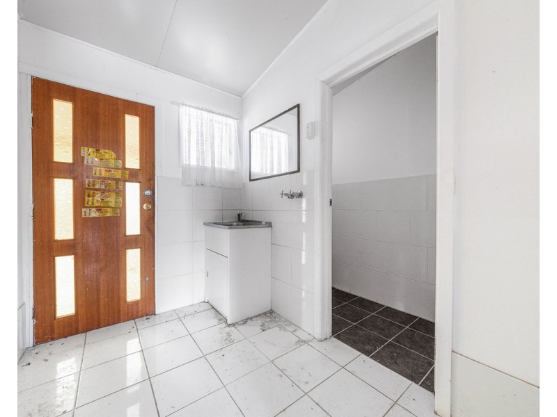 61 Hart Road, Thanes Creek QLD 4370