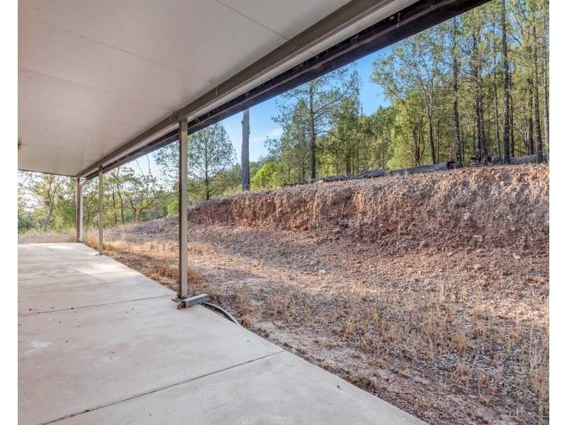 61 Hart Road, Thanes Creek QLD 4370