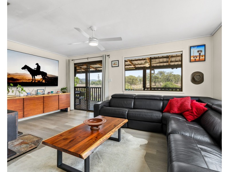1325 Connolly Dam Road, Silverwood QLD 4370