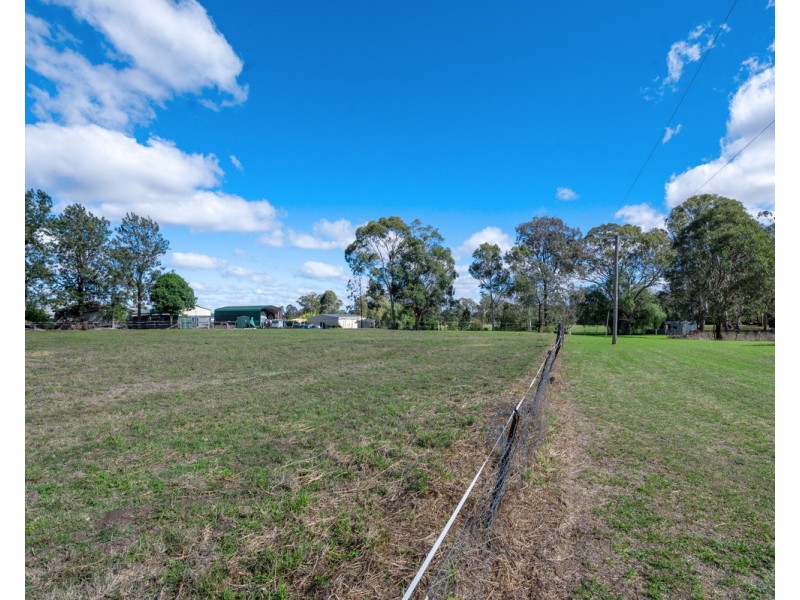 22 Schreisweis Lane, Mount Colliery QLD 4370