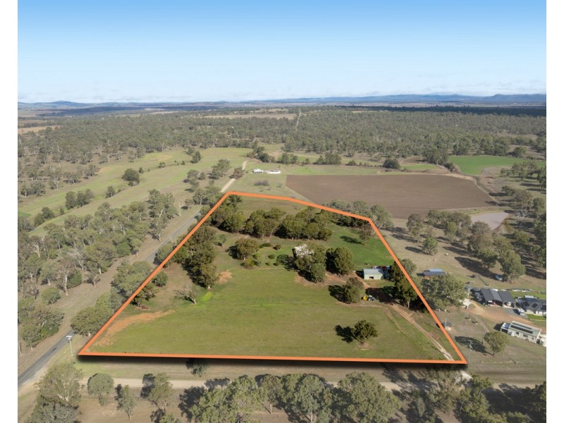 17 Bournes Road, Yangan QLD 4371