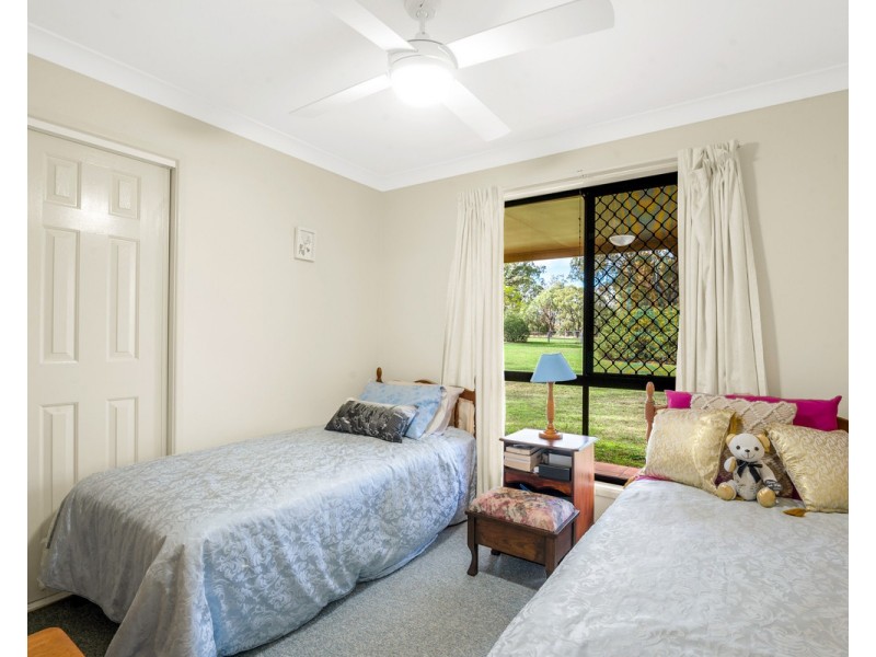17 Bournes Road, Yangan QLD 4371