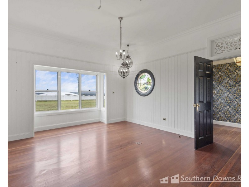 96 Glen Road, Rosenthal Heights QLD 4370