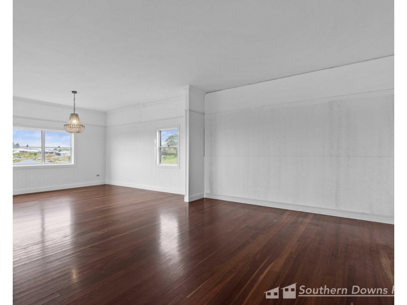 96 Glen Road, Rosenthal Heights QLD 4370