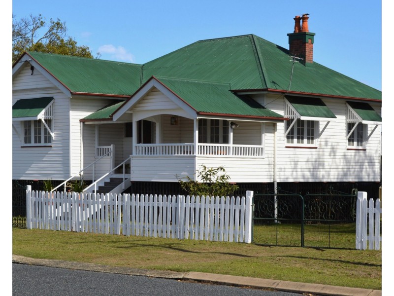 27 Bourke Street, Warwick QLD 4370